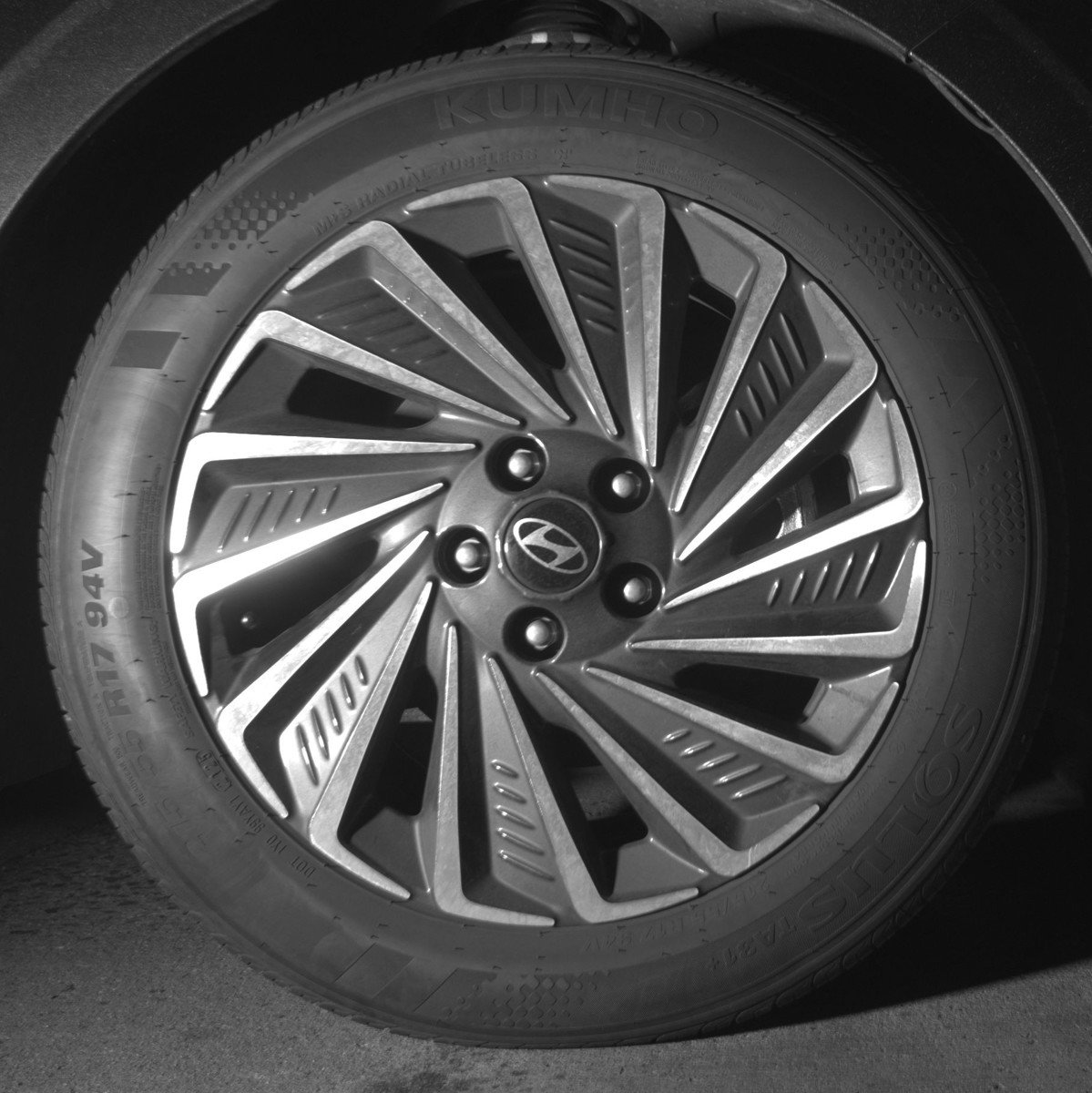 Used 2025 Hyundai Sonata SEL FWD image 13