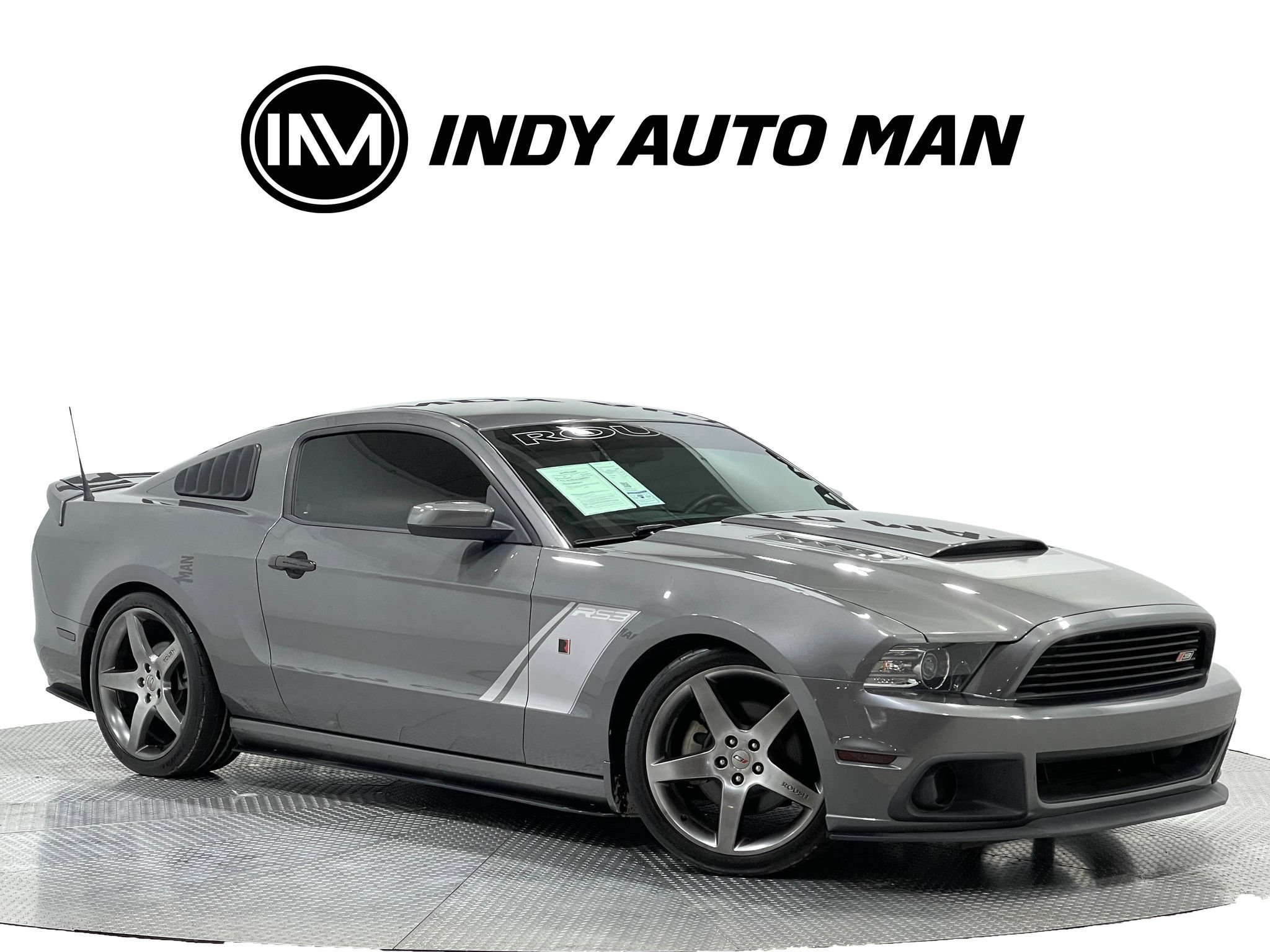 Used 2013 Ford Mustang GT RWD image 2