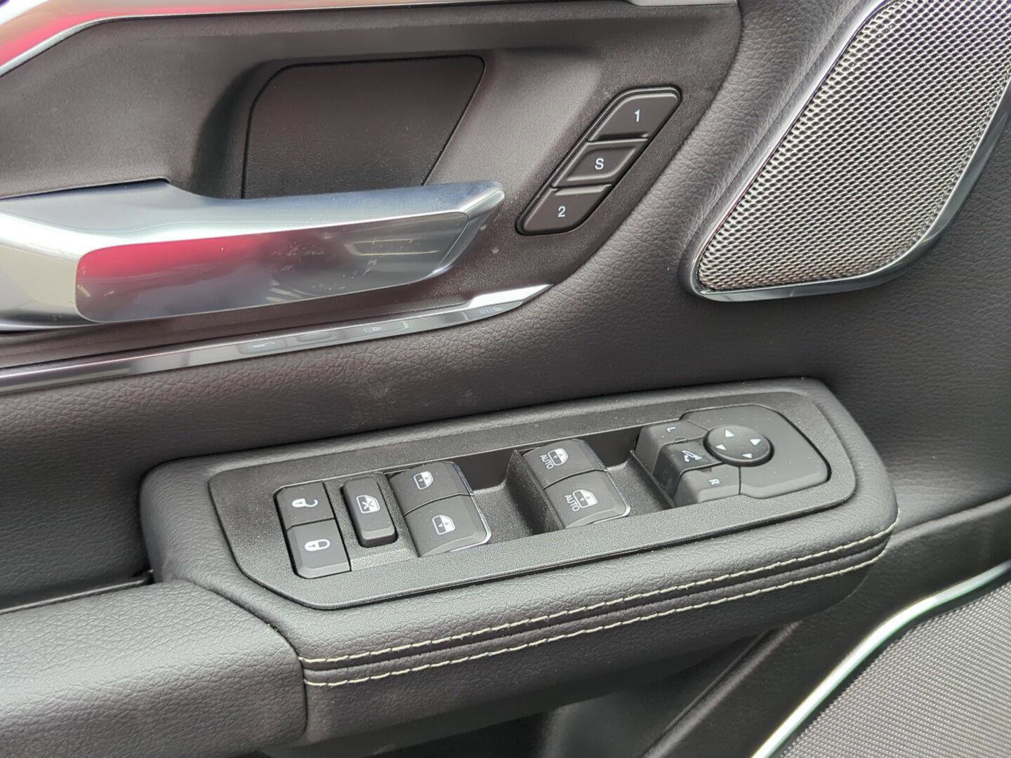 New 2026 RAM 1500 Laramie w/ Night Edition image 13