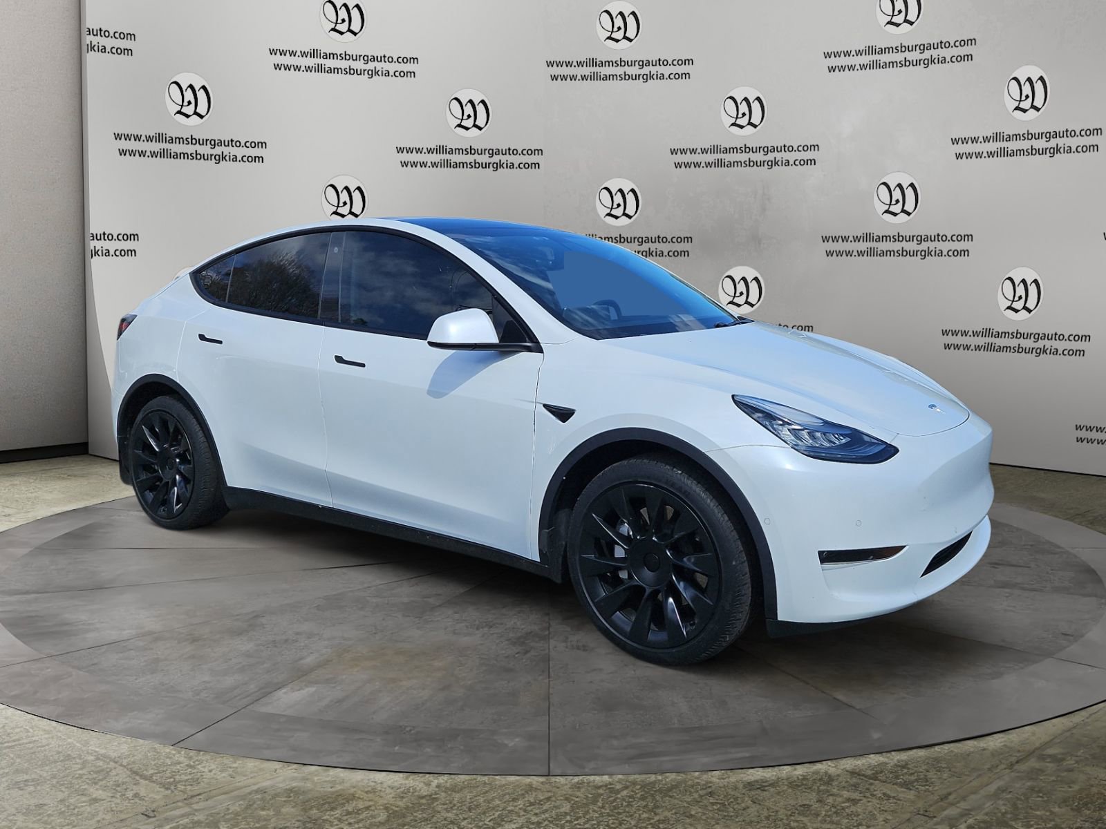 Used 2021 Tesla Model Y Long Range image 7