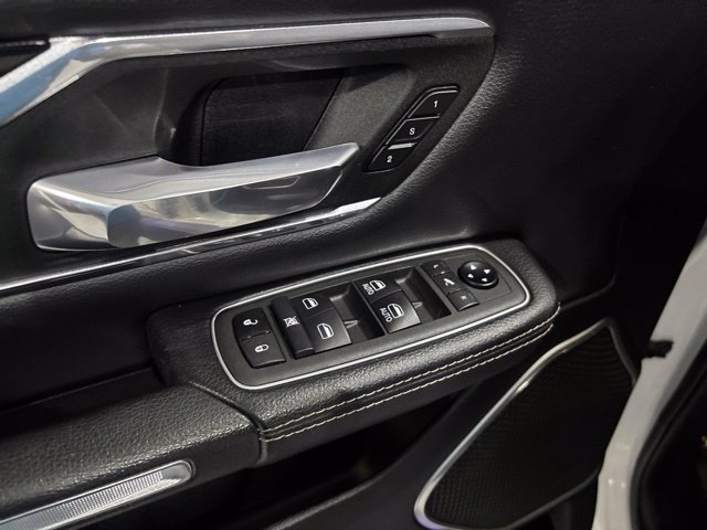 Used 2021 RAM 1500 Laramie w/ Sport Appearance Package AWD/4WD image 14