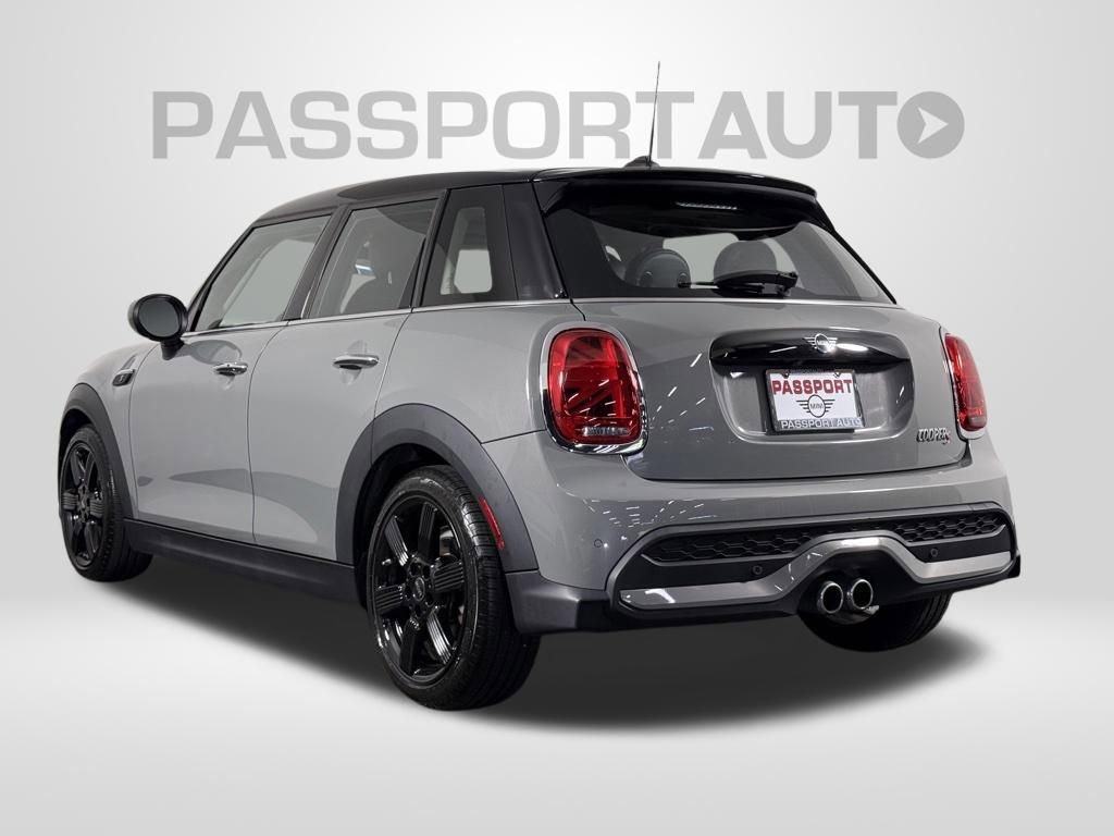 Used 2022 MINI Cooper S FWD image 5