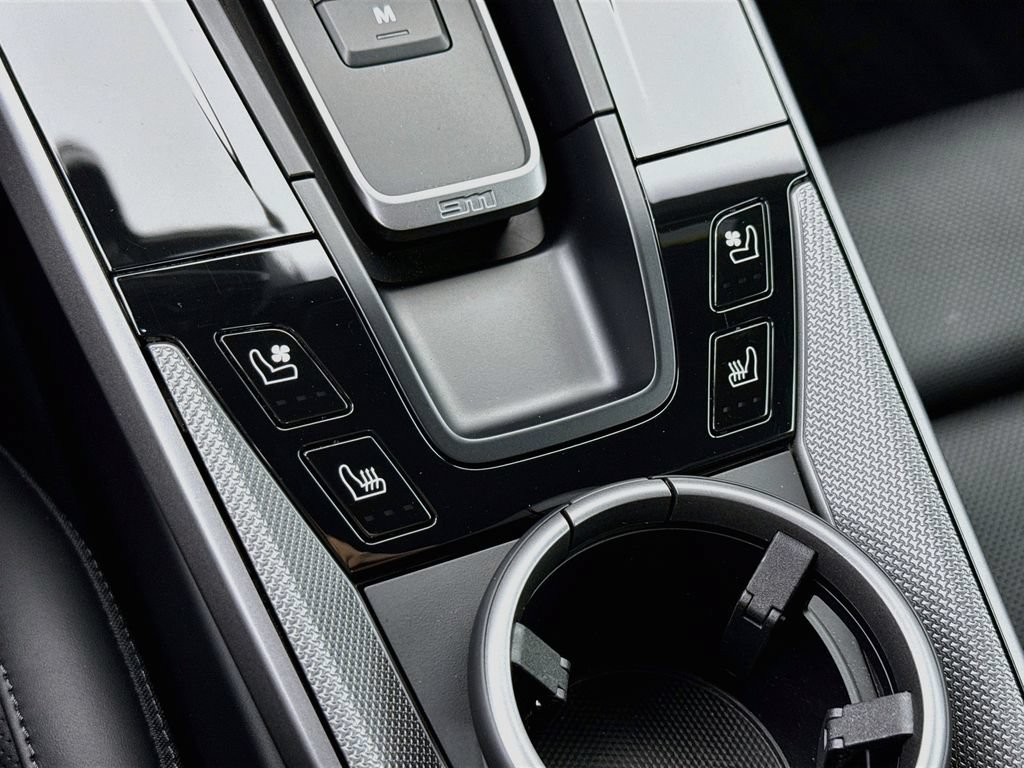 Certified 2025 Porsche 911 Carrera S RWD image 21