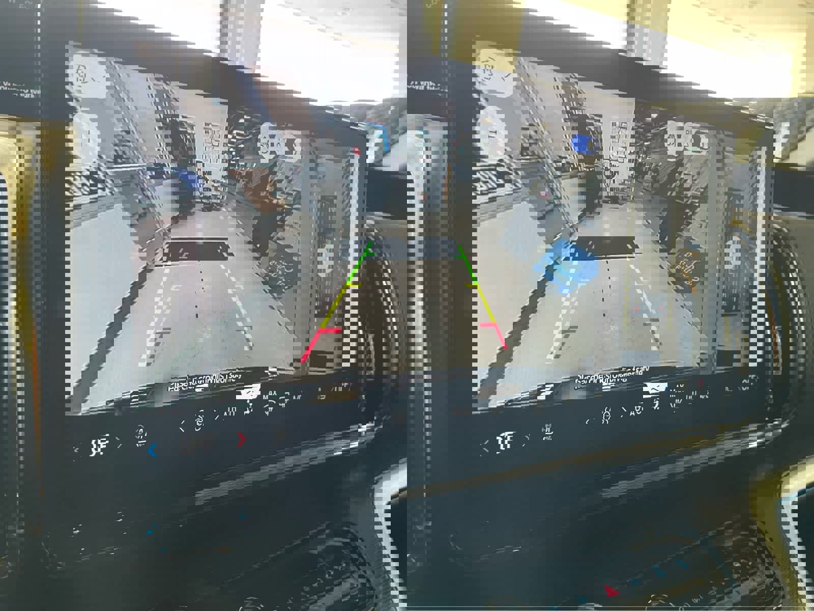 Used 2025 Ford Expedition Platinum w/ Stealth Performance Package AWD/4WD image 32