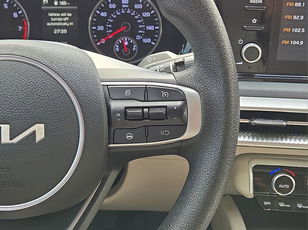 Used 2022 Kia K5 LXS FWD image 19