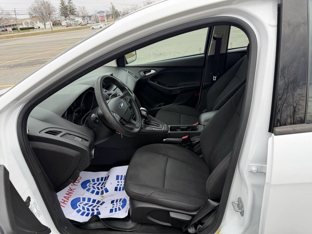 Used 2016 Ford Focus SE image 9