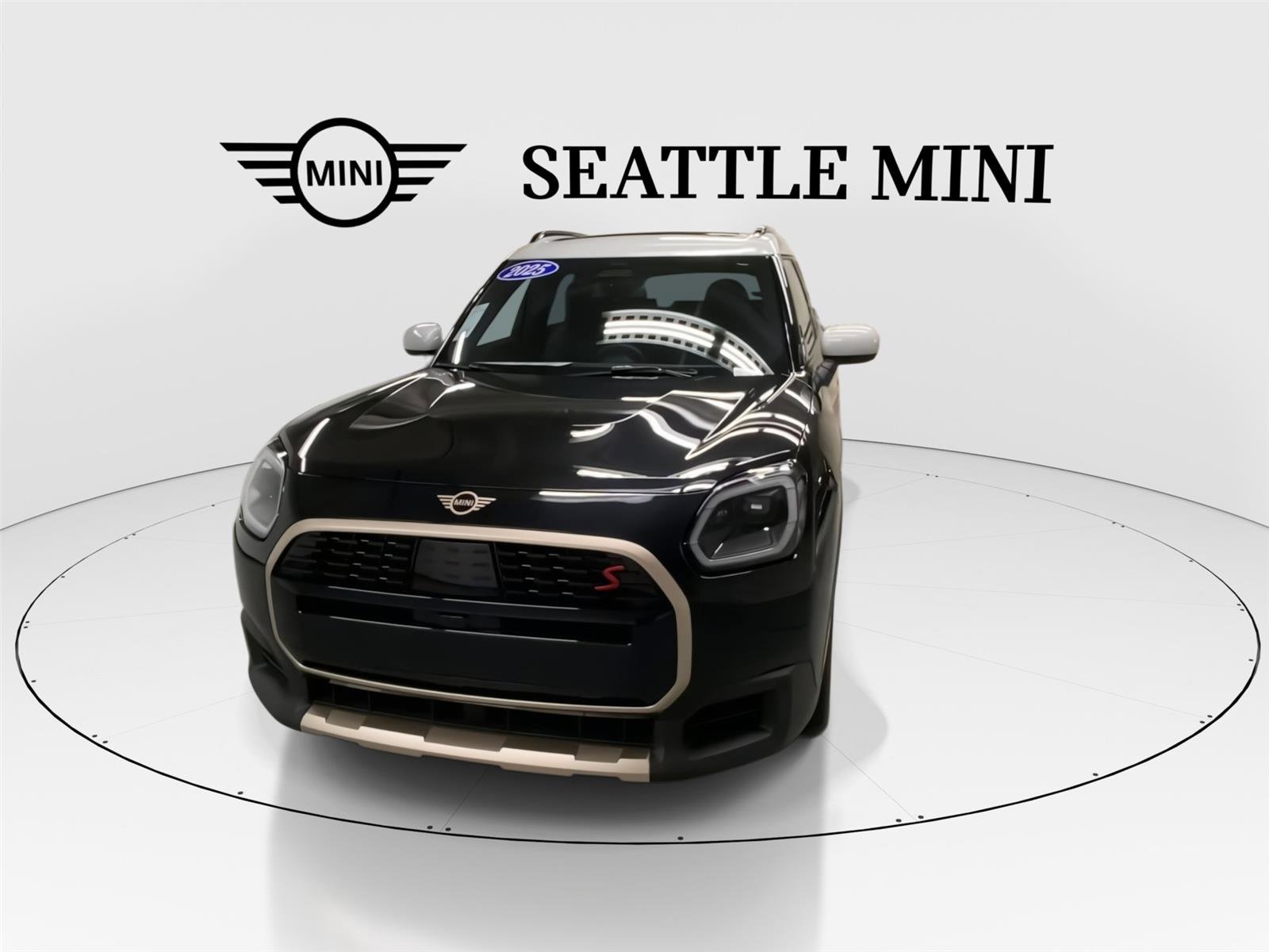 Certified 2025 MINI Cooper Countryman S w/ Comfort Package Max image 4