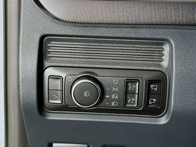 New 2026 Ford F450 Platinum w/ FX4 Off-Road Package image 10