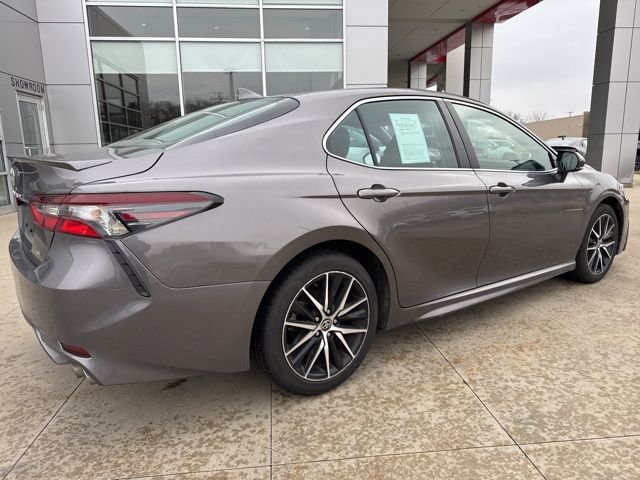 Used 2023 Toyota Camry SE image 7