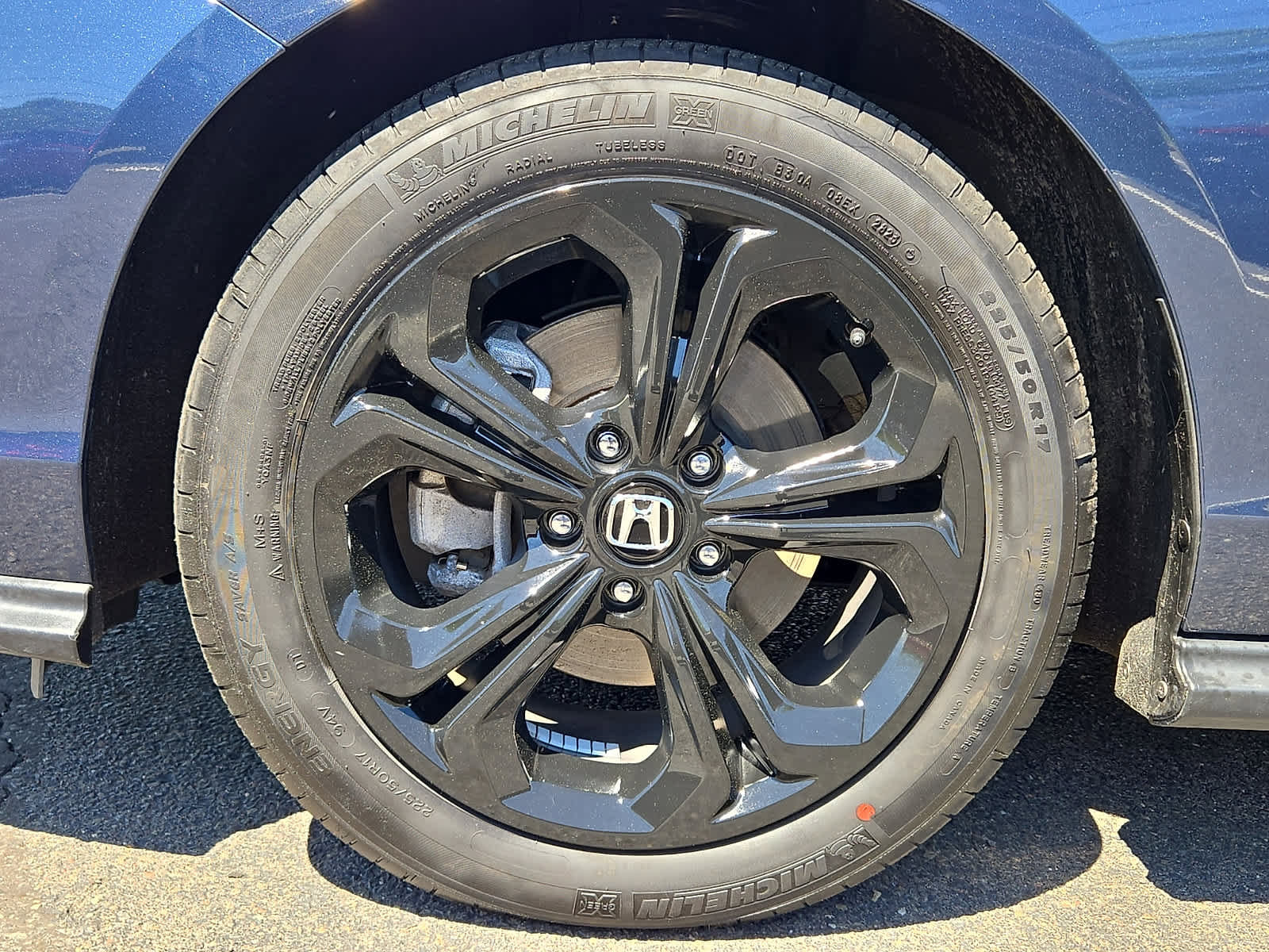 Certified 2024 Honda Accord EX image 9