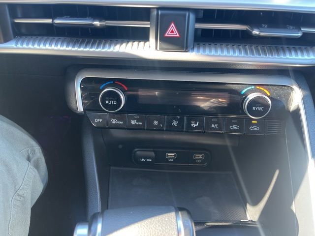 Used 2022 Kia K5 LXS image 22