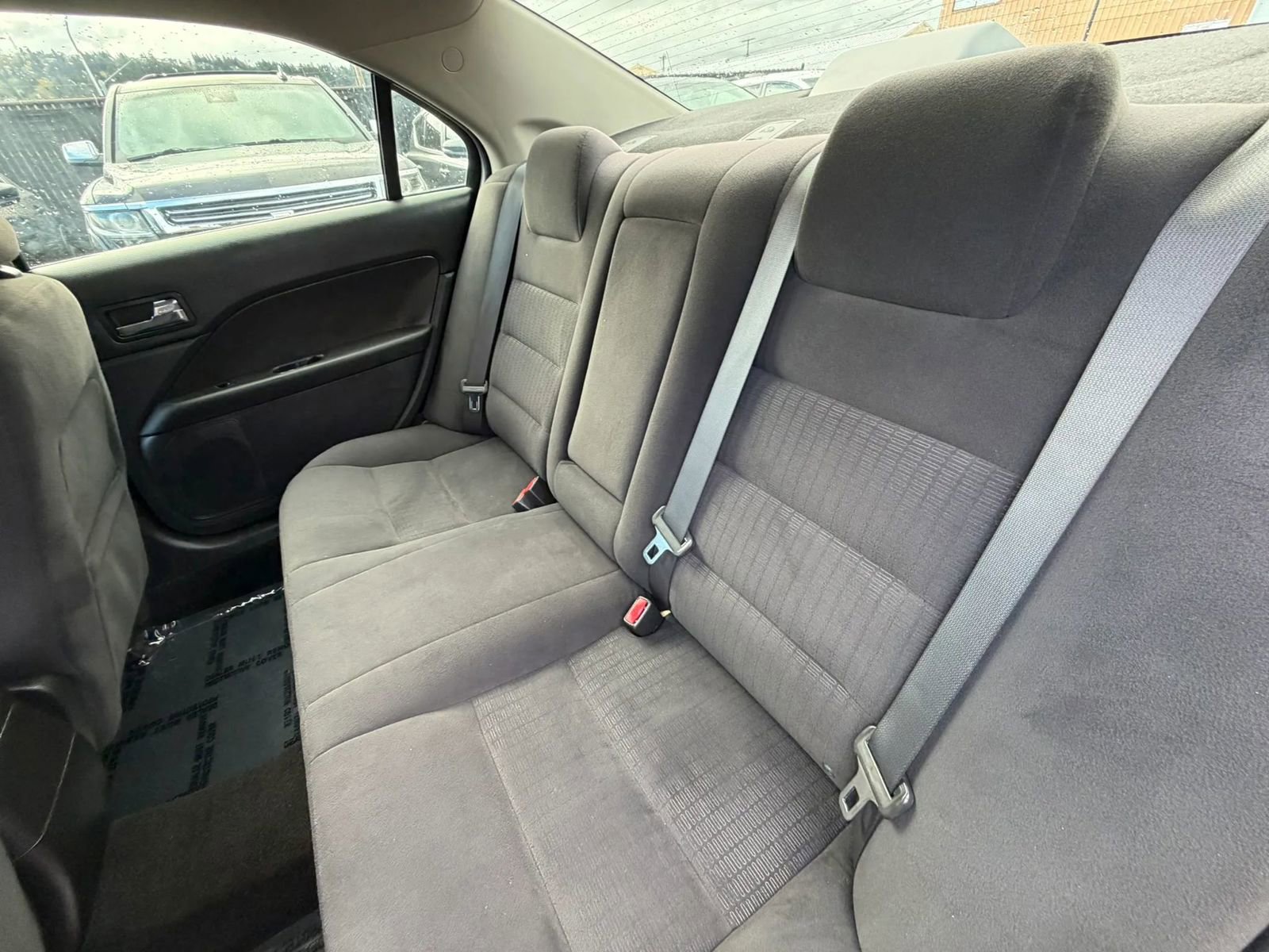 Used 2009 Ford Fusion SE FWD image 23