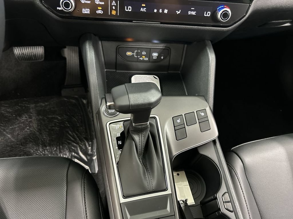 New 2026 Kia Sportage EX AWD/4WD image 17