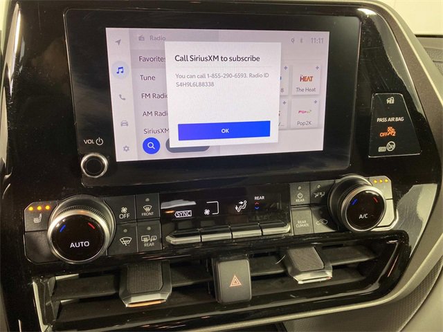 Used 2024 Toyota Highlander XLE image 23