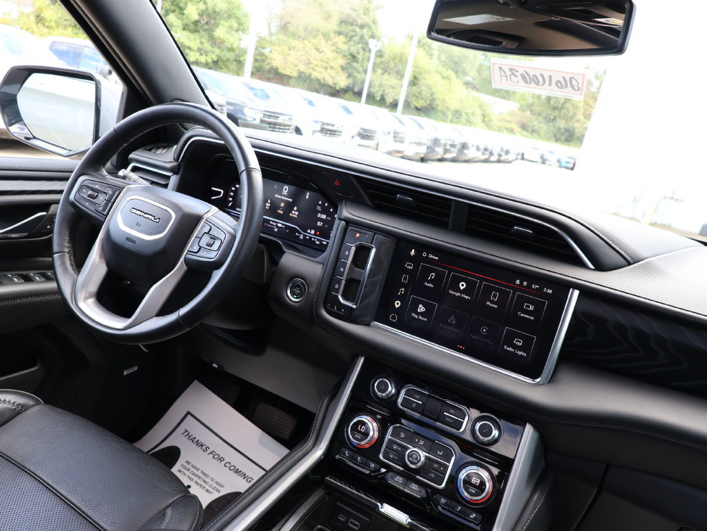 Certified 2024 GMC Yukon XL Denali AWD/4WD image 32
