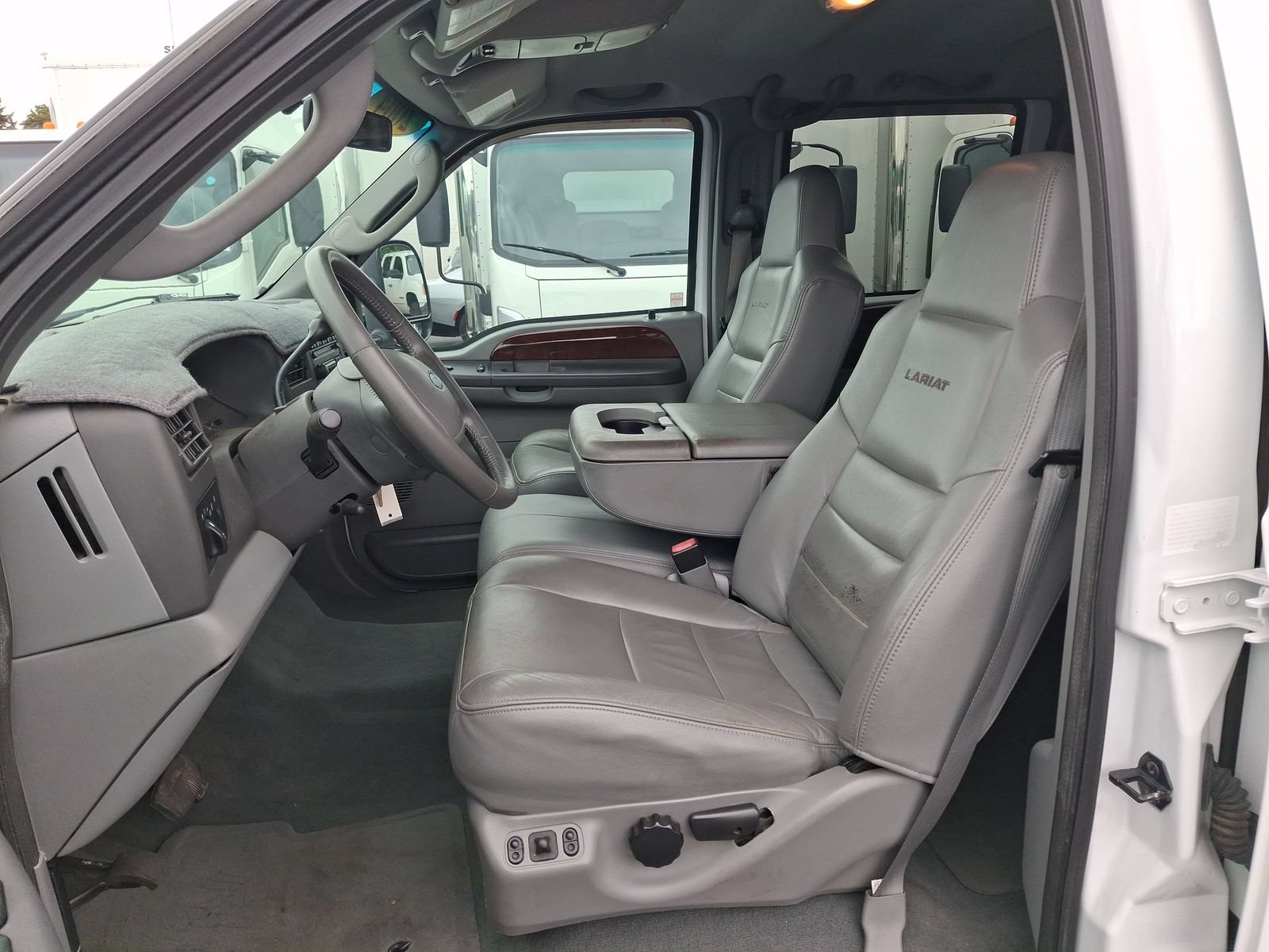 Used 2004 Ford F250 XL RWD image 15