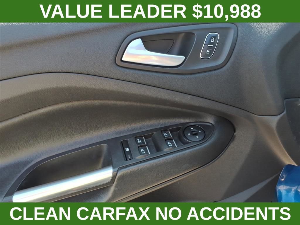 Used 2017 Ford Escape SE w/ Equipment Group 201A AWD/4WD image 12