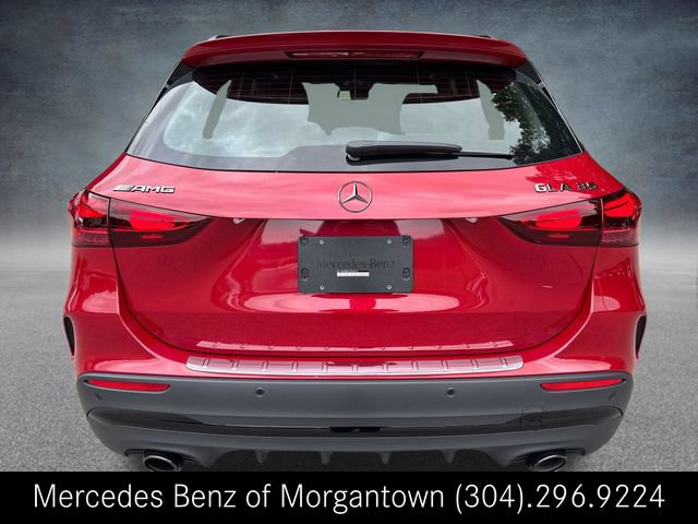 New 2026 Mercedes-Benz GLA 35 AMG 4MATIC image 4
