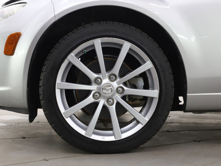 Used 2006 MAZDA MX-5 Miata Grand Touring w/ Premium Pkg image 23