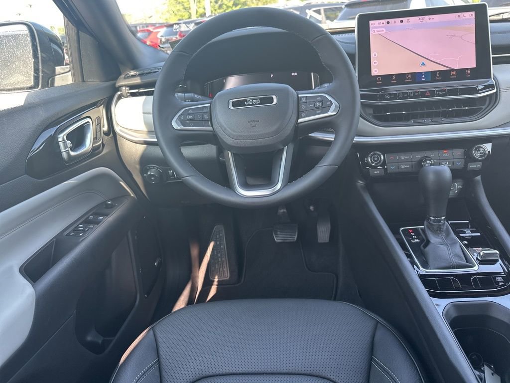 New 2025 Jeep Compass Limited w/ Elite Group AWD/4WD image 15