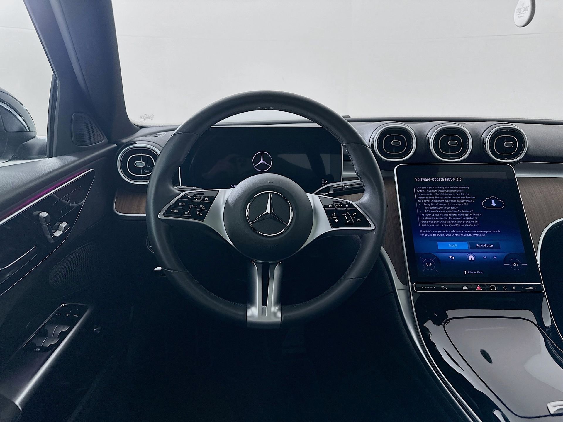 Used 2025 Mercedes-Benz C 300 Sedan image 24