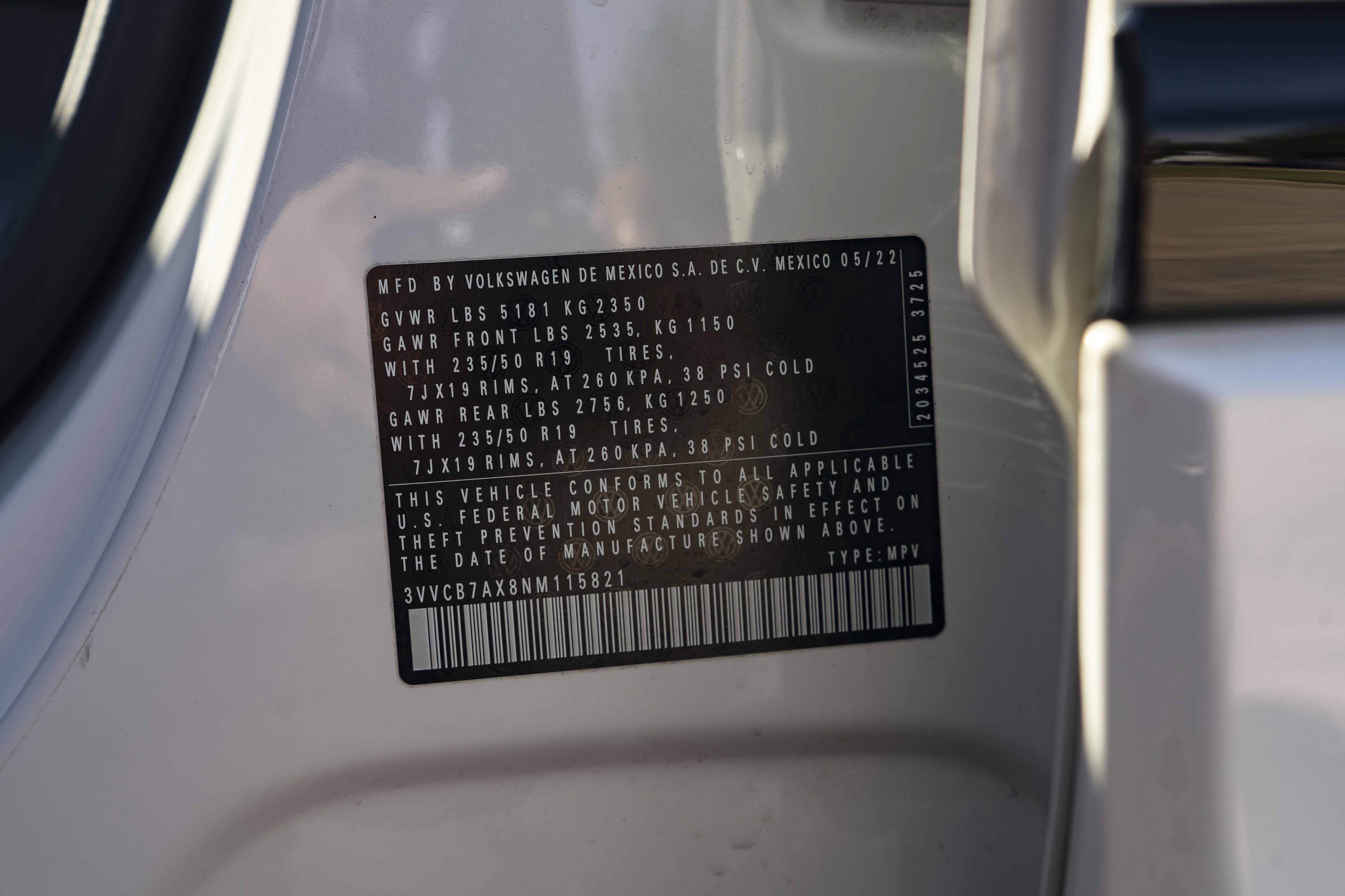 Certified 2022 Volkswagen Tiguan SE R-Line FWD image 42