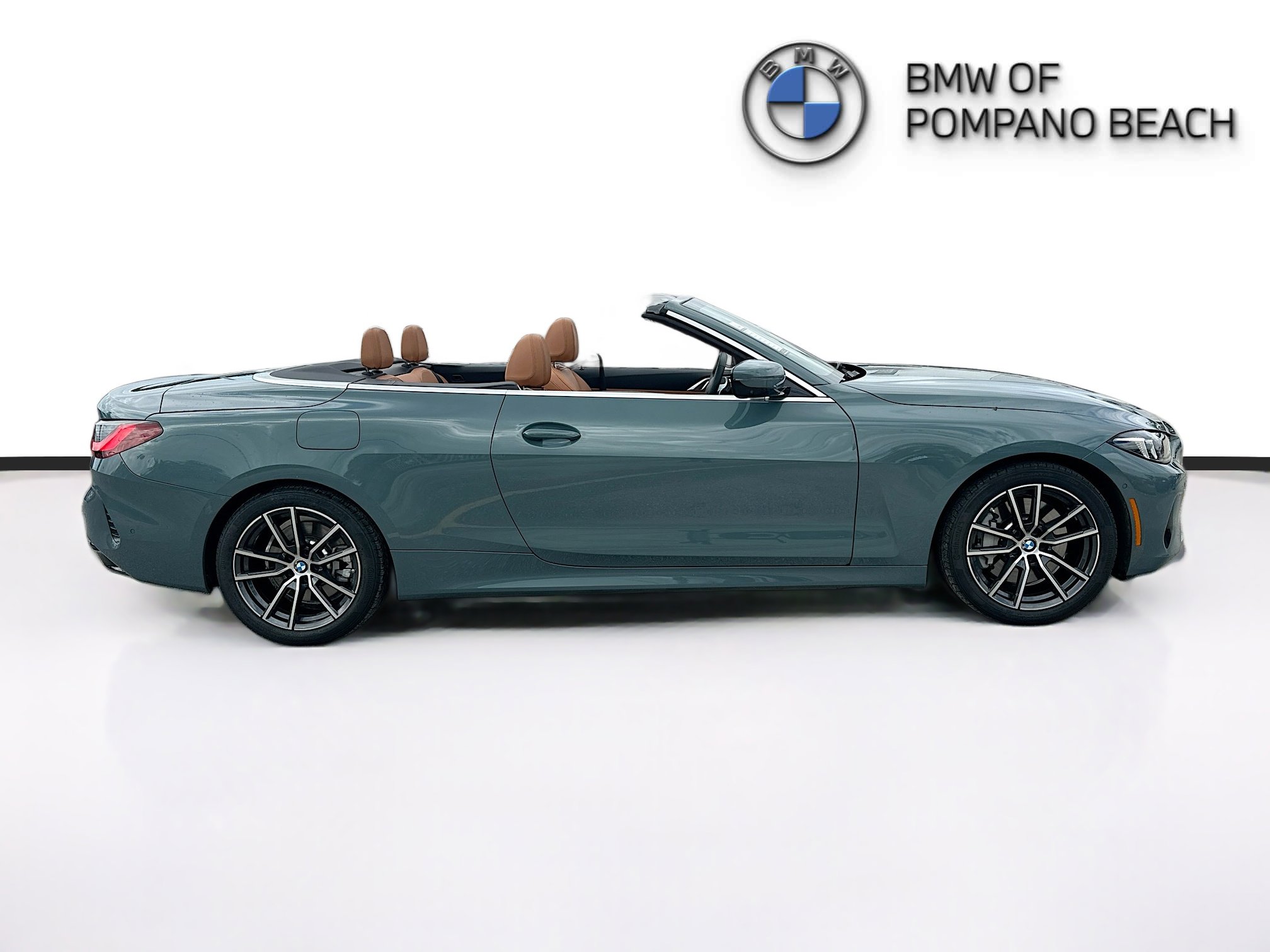 Used 2025 BMW 430i Convertible image 8