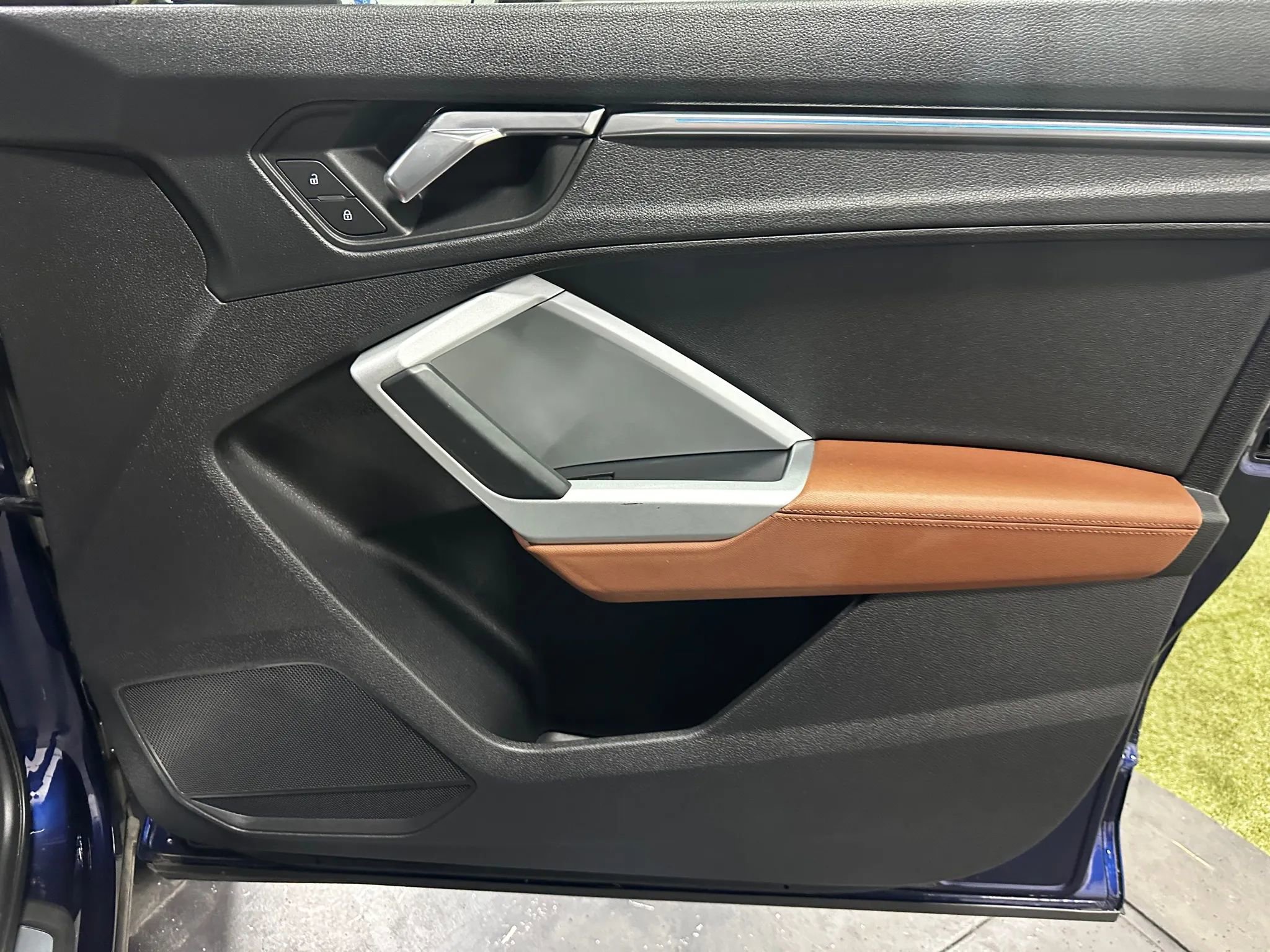 Used 2021 Audi Q3 2.0T Premium Plus w/ Premium Plus Package image 26