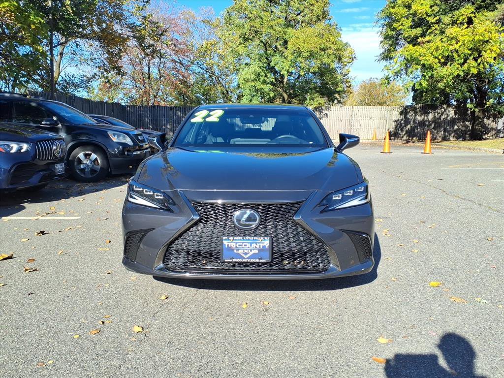 Certified 2022 Lexus ES 350 F Sport image 2