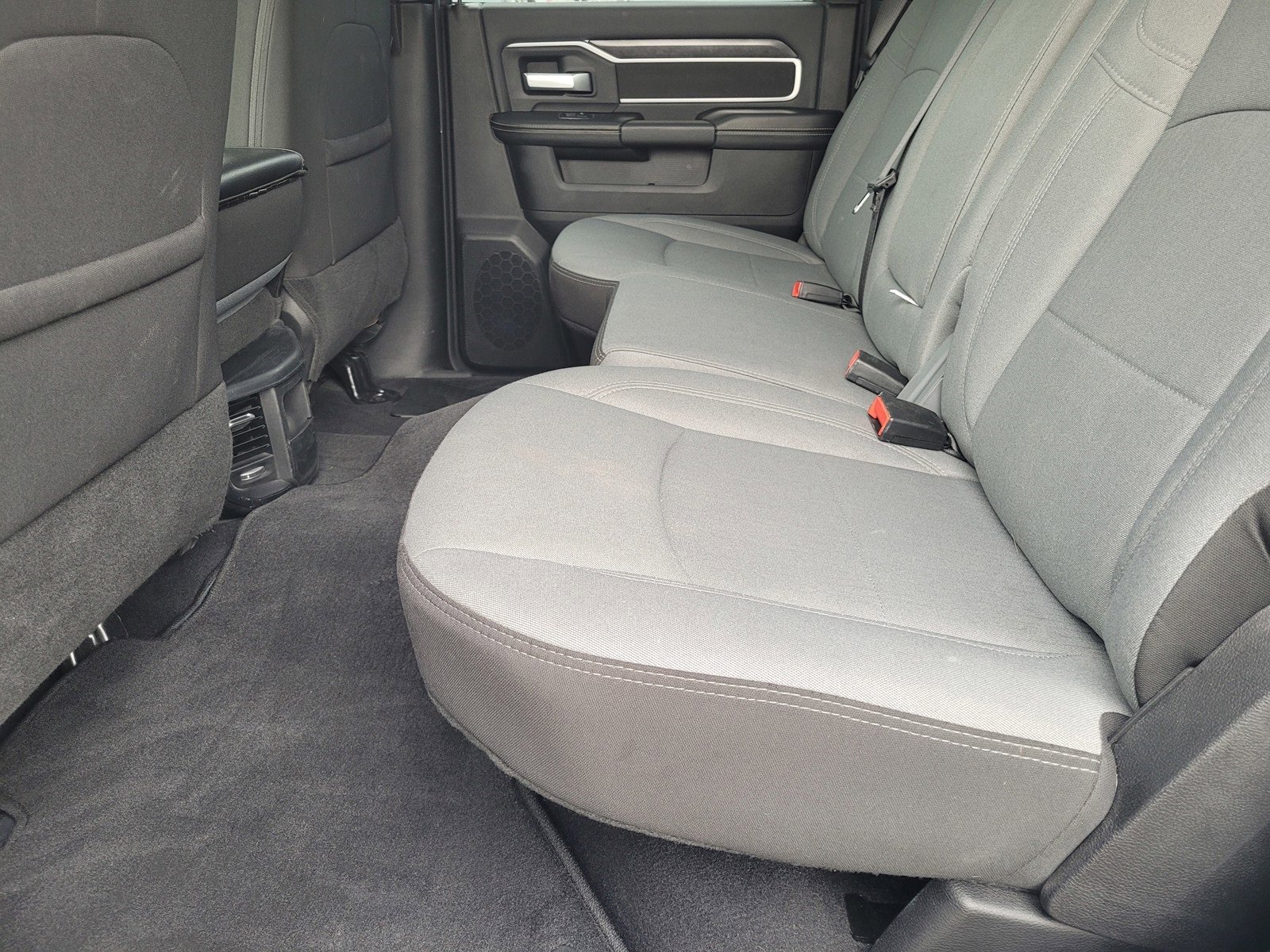 Used 2024 RAM 2500 Big Horn w/ Bed Utility Group image 10