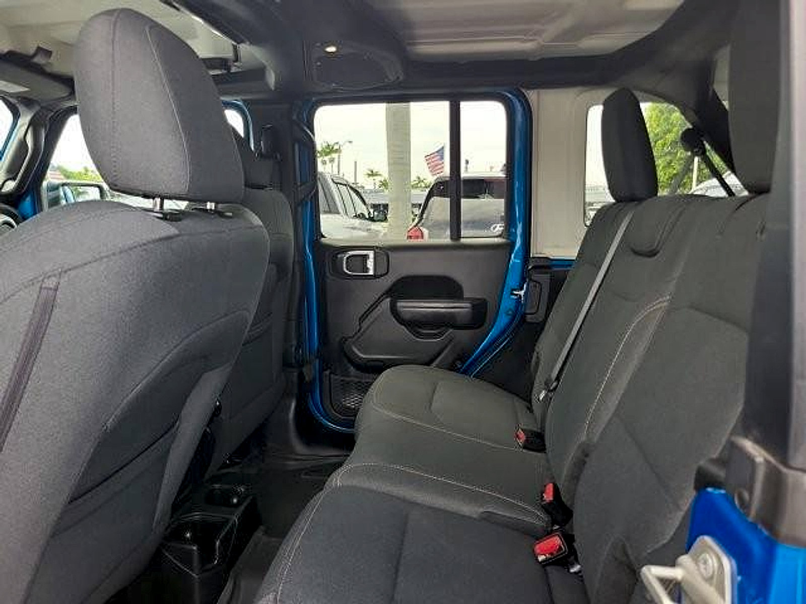 Used 2024 Jeep Wrangler Unlimited Sport AWD/4WD image 12