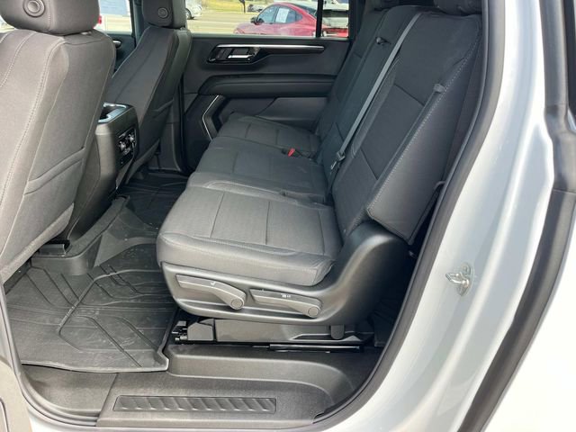 New 2026 Chevrolet Suburban LS image 20
