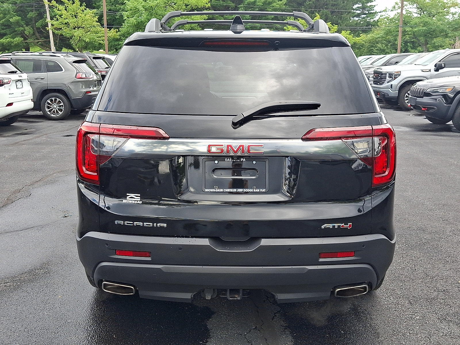 Used 2021 GMC Acadia AT4 w/ Trailering Package AWD/4WD image 5