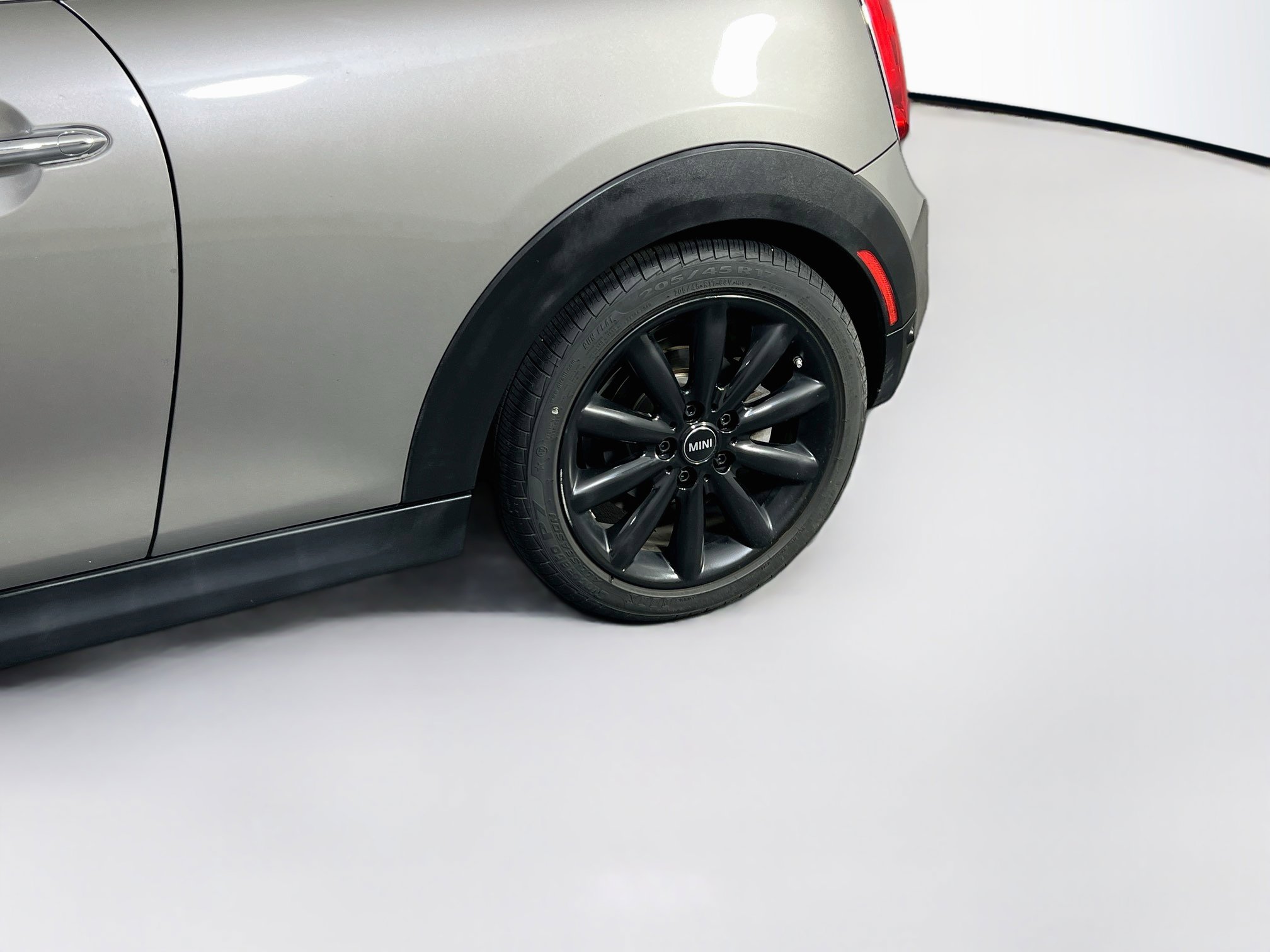 Used 2017 MINI Cooper S FWD image 28