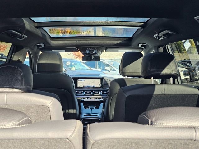 New 2025 Mercedes-Benz GLS 580 4MATIC image 11
