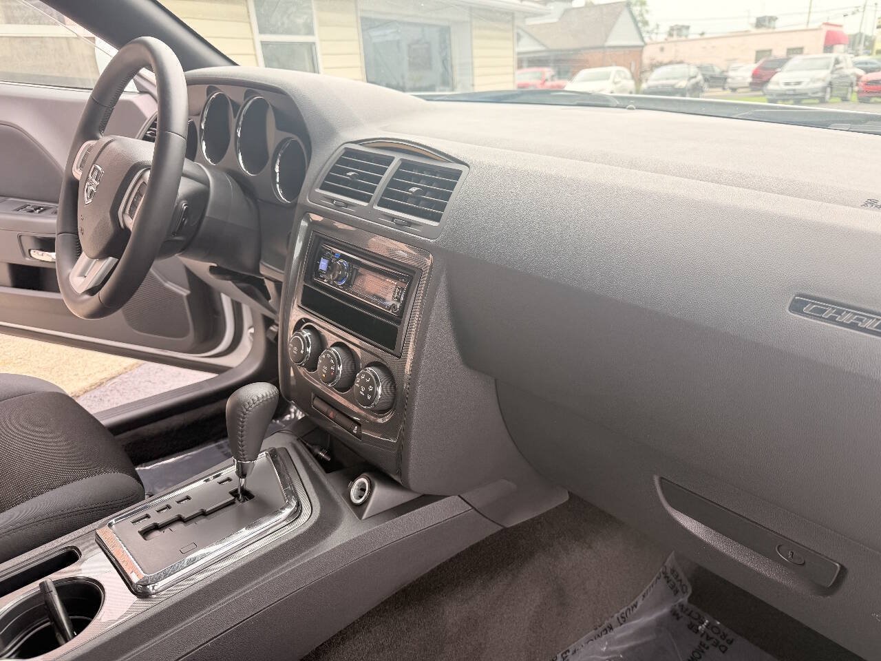 Used 2014 Dodge Challenger SXT RWD image 12