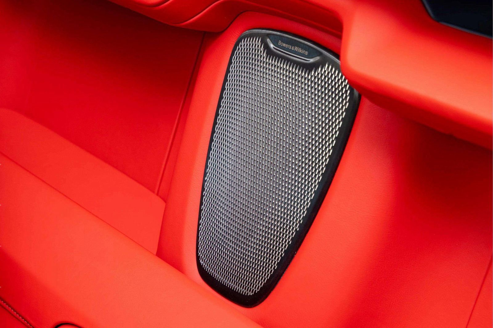 New 2026 Aston Martin Vanquish Convertible image 41