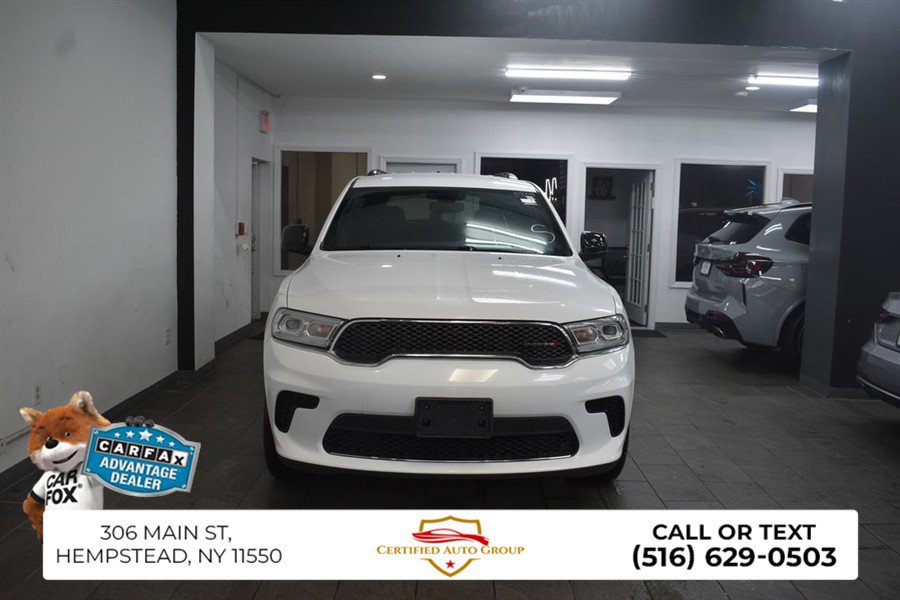 Used 2023 Dodge Durango SXT RWD image 2