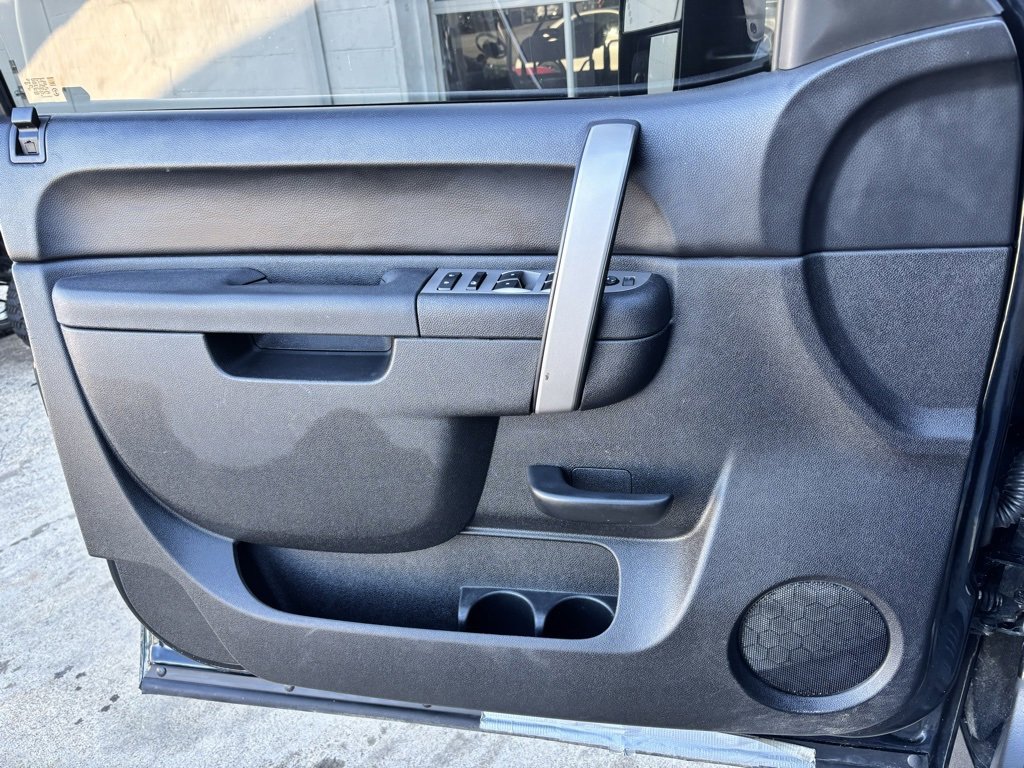 Used 2010 Chevrolet Silverado 2500 LT w/ Interior Plus Package image 10