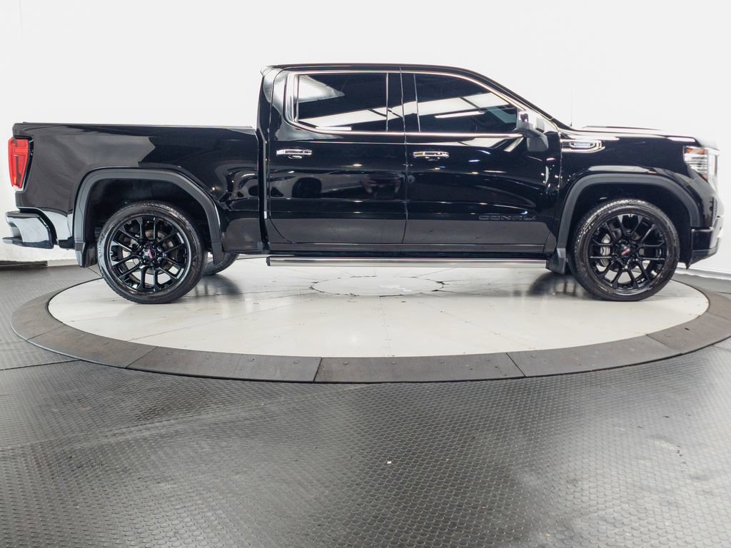 Used 2023 GMC Sierra 1500 Denali w/ Technology Package AWD/4WD image 32