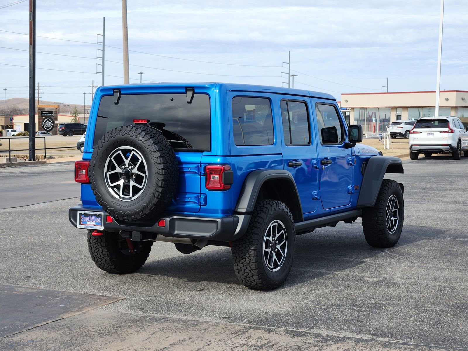 Used 2025 Jeep Wrangler Unlimited Rubicon image 5