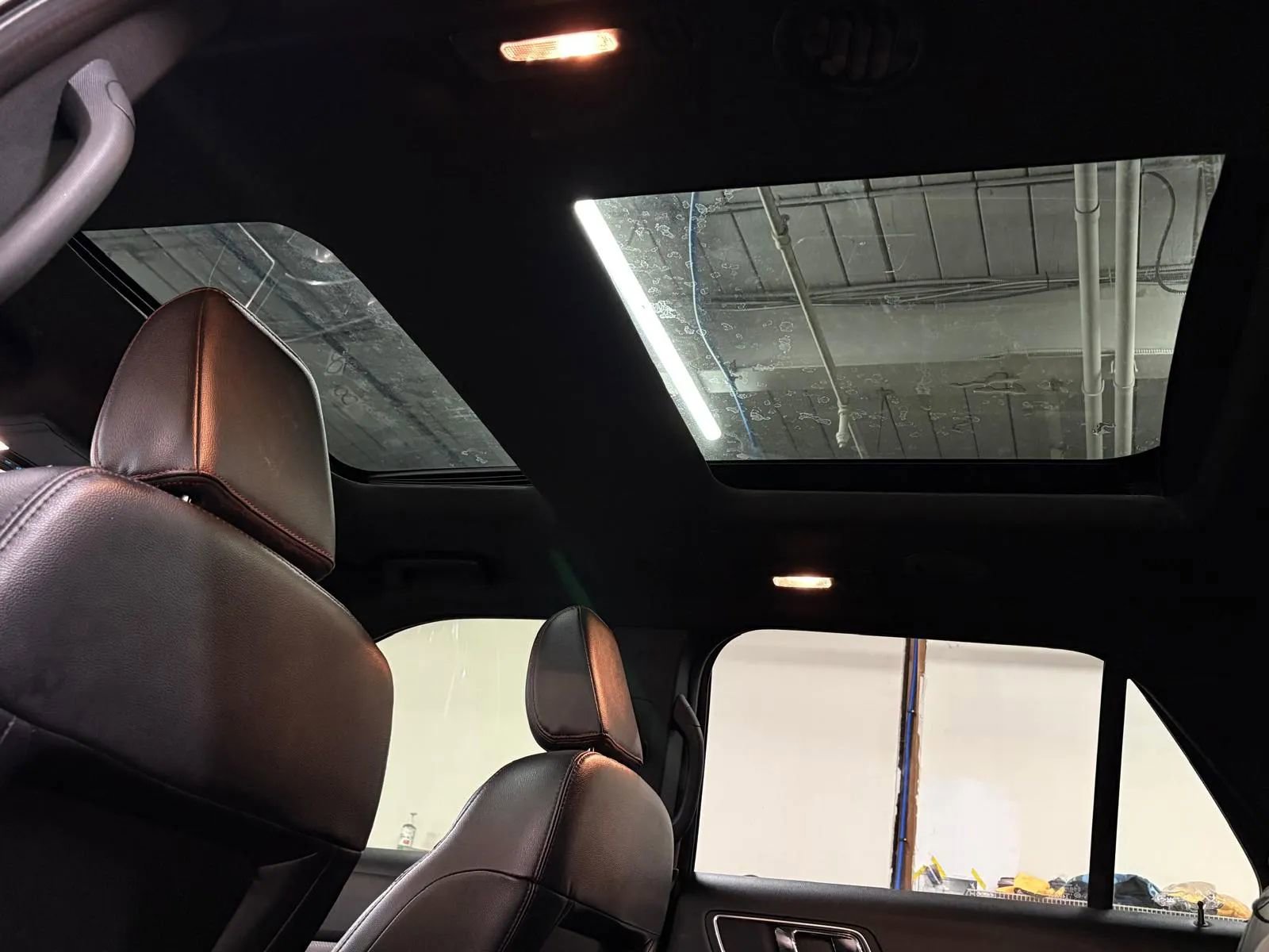 Used 2018 Ford Explorer Sport w/ Equipment Group 401A image 11