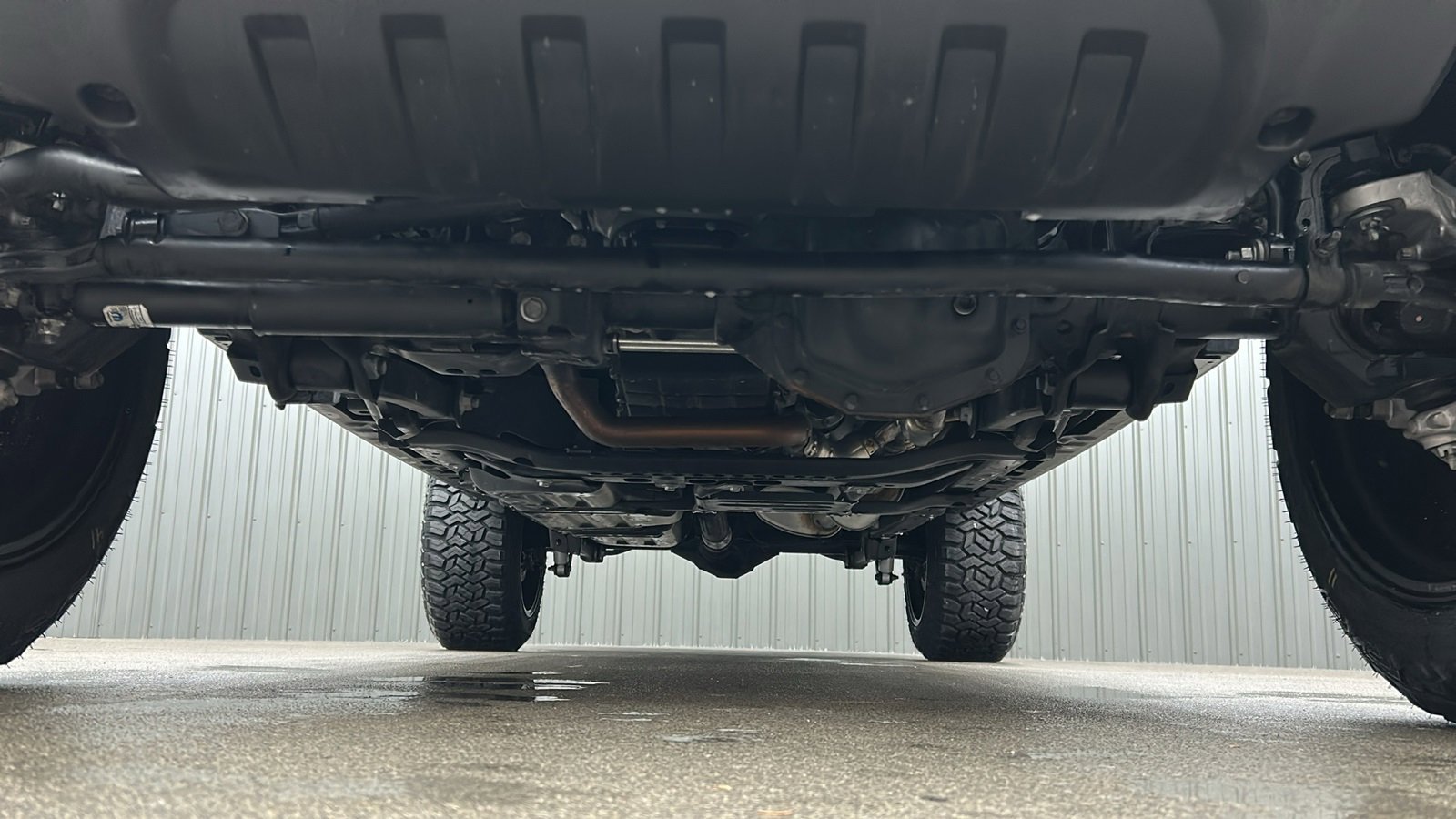 Used 2024 Jeep Gladiator Willys image 18