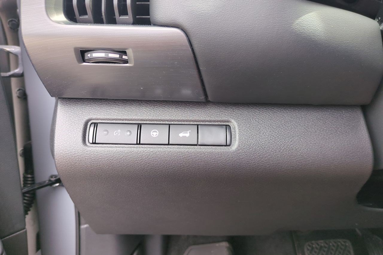 New 2026 Nissan Pathfinder Rock Creek w/ Rock Creek Premium Package AWD/4WD image 18