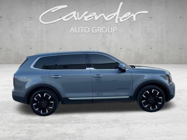 Used 2024 Kia Telluride SX FWD image 17