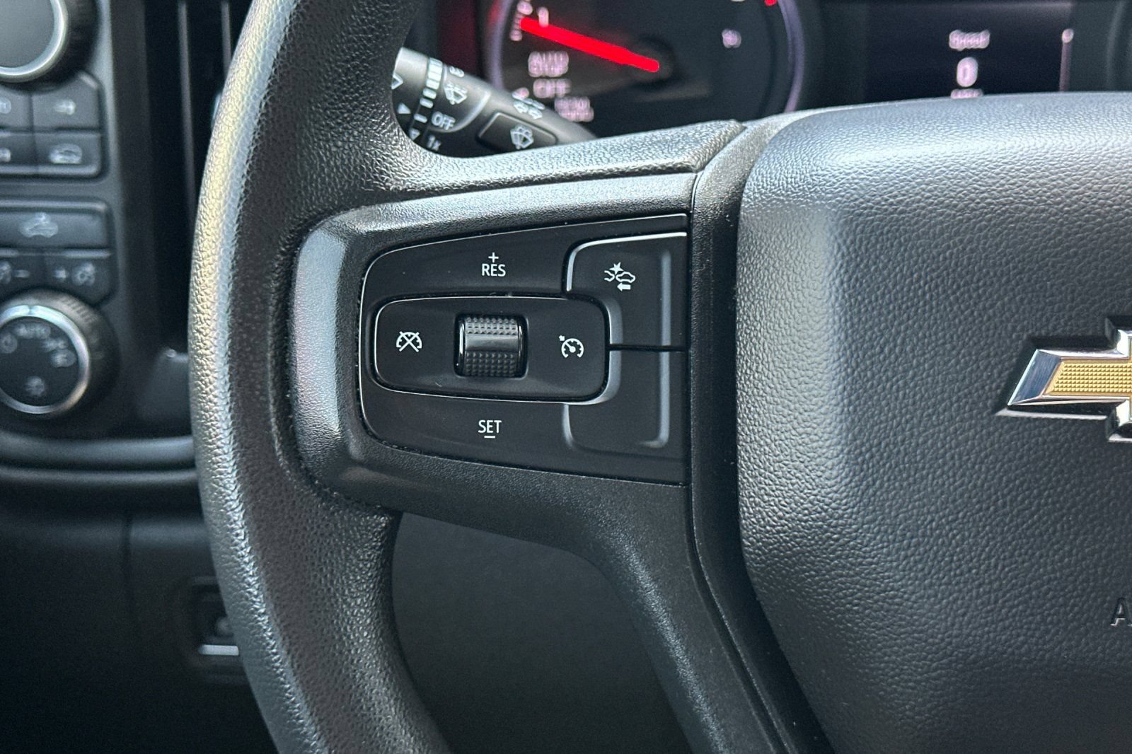 Used 2022 Chevrolet Silverado 1500 Custom AWD/4WD image 30