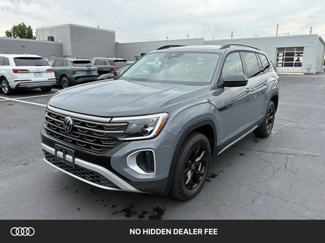 Used 2024 Volkswagen Atlas Peak Edition SEL