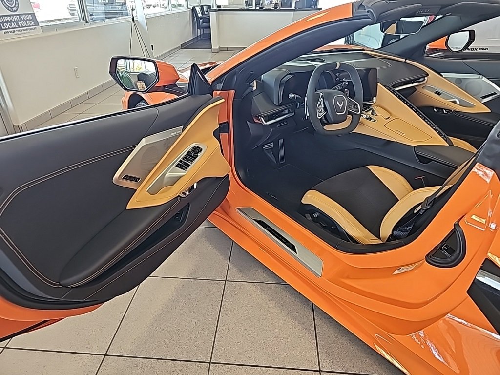 Used 2023 Chevrolet Corvette Stingray Preferred Conv w/ 2LT image 16