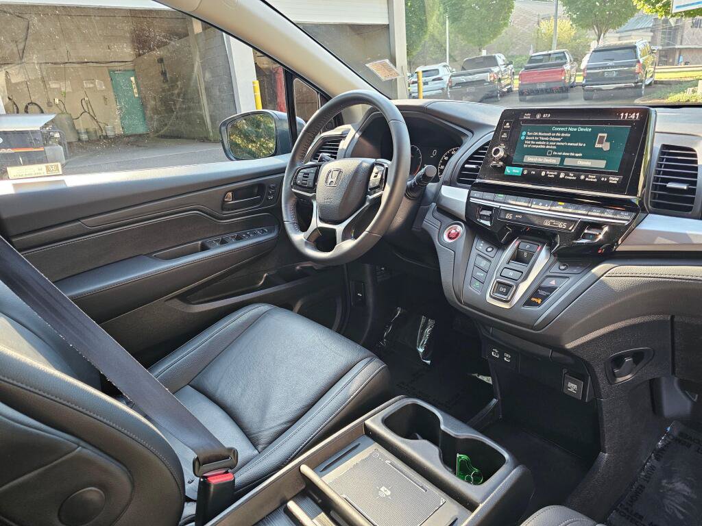 Used 2025 Honda Odyssey EX-L image 10