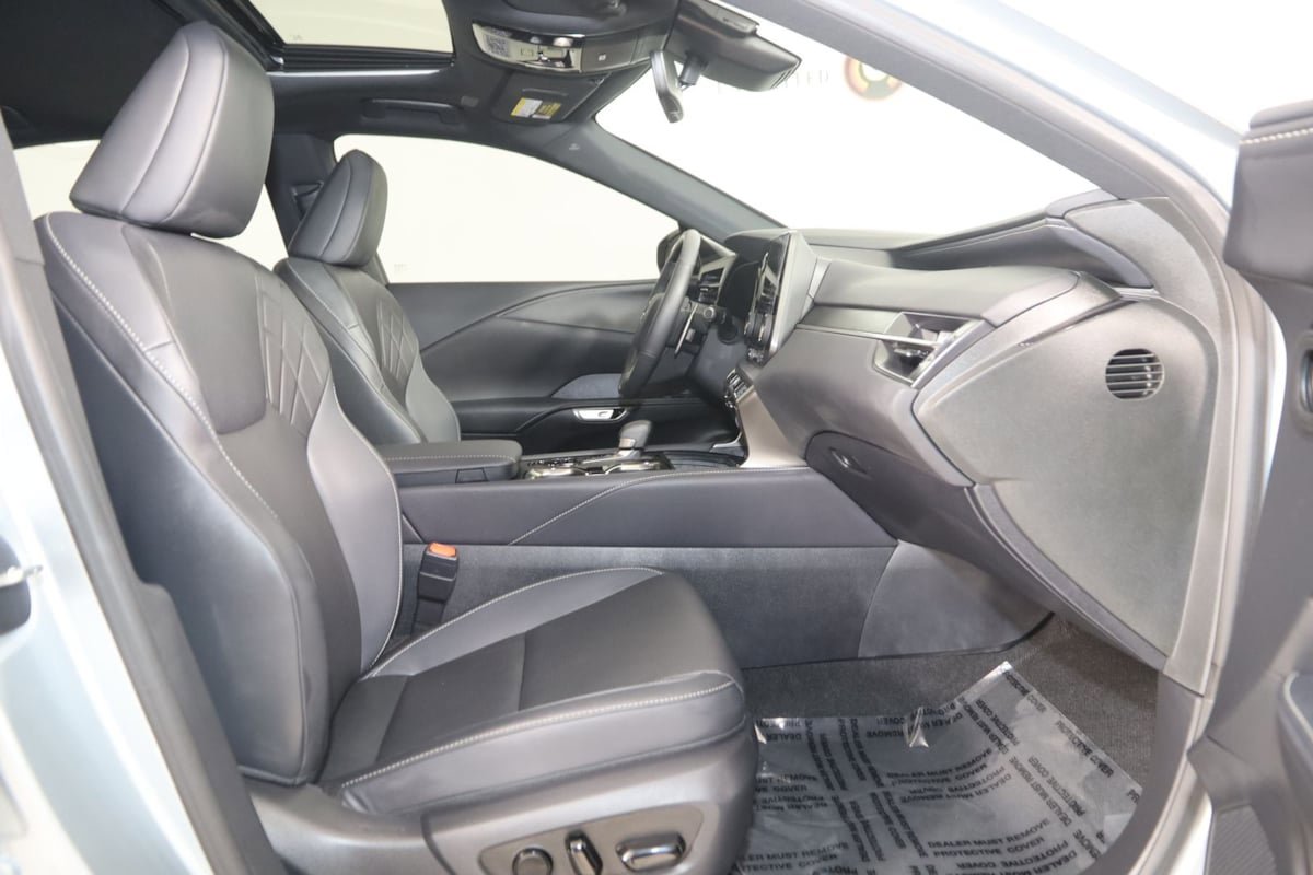 Used 2024 Lexus RX 350 Premium w/ Accessory Package (Z1) AWD/4WD image 13